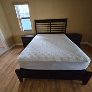 Kingston King Size Bed Set – Dresser, Night Stands & Mirror