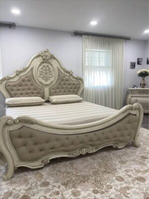 Queen Size Acme Furniture Ragenardus Collection – Complete Bedroom Set